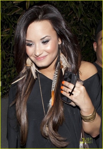 demi-lovato-party-covergirl-01 - disney actress 2