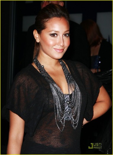 adrienne-bailon-american-eagle-06