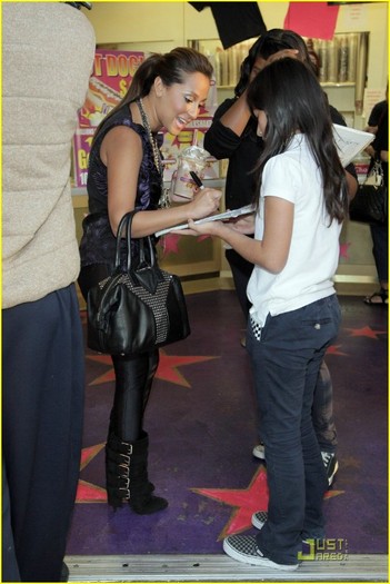 adrienne-bailon-millions-milkshake-11