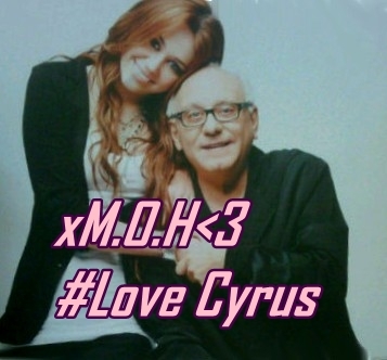 Maxx& Mileyy - New RaRe Pics
