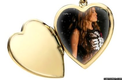 captionit1095017789D31 - MILEY CIRUS