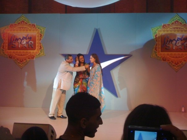 10125_155215074223_704904223_3602675_7701192_n - sara khan sadhna culoarea fericirii
