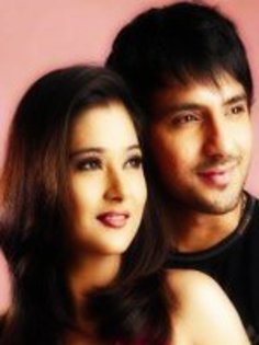 28984_122534397770620_100000421824697_214979_7370509_n - sara khan sadhna culoarea fericirii