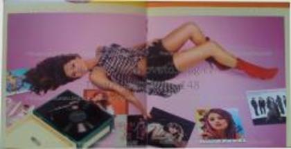 selena-gomez-when-the-sun-goes-down-scans (10)