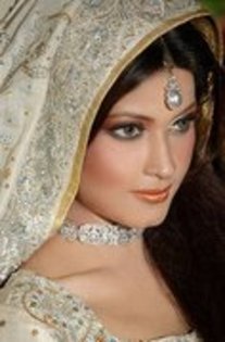 hindi - hindi make-up