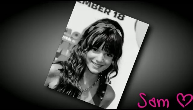 bscap0055 - 0    Just The Way You Are-Bella Thorne 0