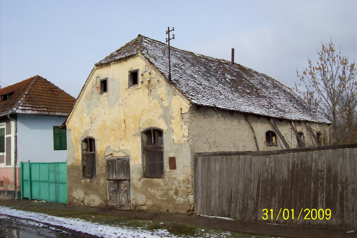 Moara lui FILIP din PALOS . - Fosta moara  a satului azi