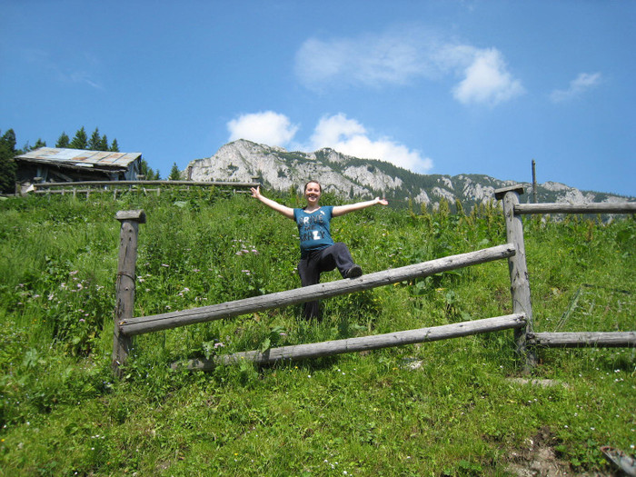 CABANA CURMATURA-ZARNESTI 18-06-2011 035