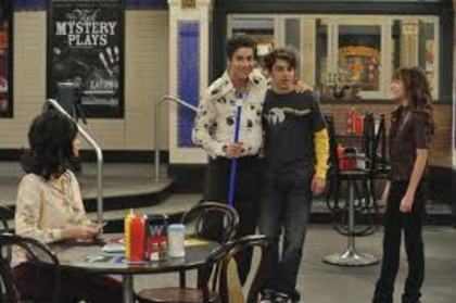 images (8) - bella thorne in WOWP