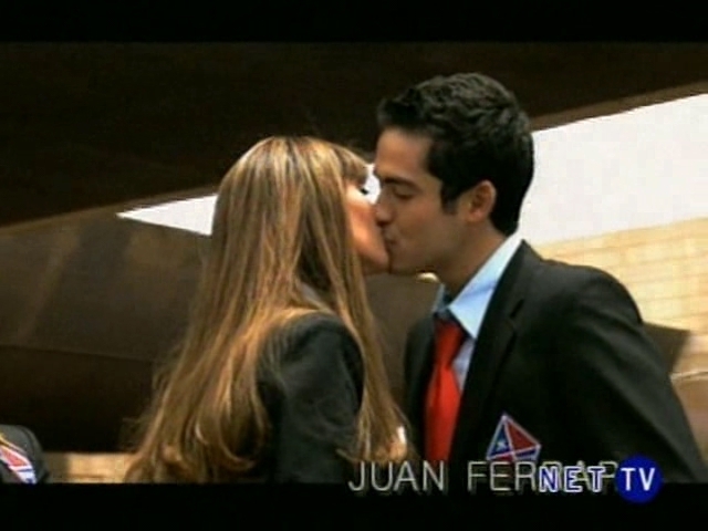 0085 - Rebelde 1 - 2 - 4