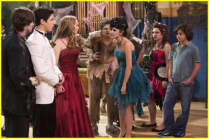 normal_selena-gomez-zombie-prom-09 - Wizards Of Waverly Place - Wizards and Vampires vs Zombies - Promotional Stills