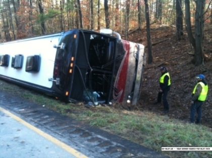 normal_50616731 - Miley Cyrus Tour Bus Crash on November 20th 2009