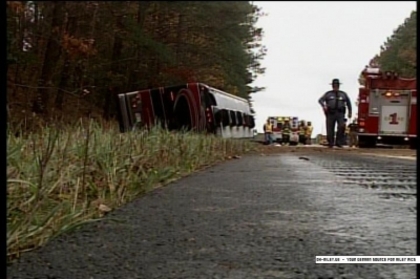 normal_50617989 - Miley Cyrus Tour Bus Crash on November 20th 2009