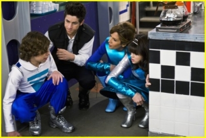 normal_selena-gomez-alien-princess-01 - Wizards Of Waverly Place - Wizard For a Day - Promotional Stills