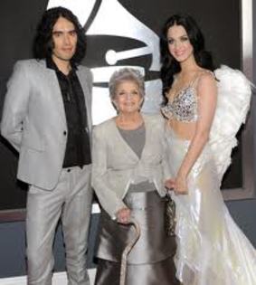 imgres - Grammy 2011