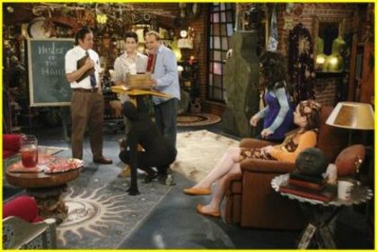 normal_wizards-place-helping-hand-11 - Wizards Of Waverly Place - Helping Hand - Promotional Stills