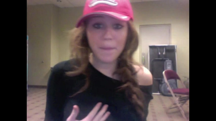 Miley Says Goodbye to Twitter 185