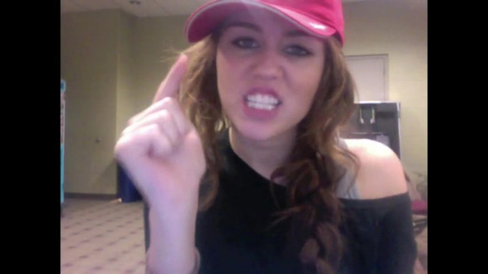 Miley Says Goodbye to Twitter 256