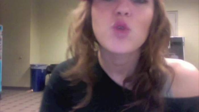 Miley Says Goodbye to Twitter 291