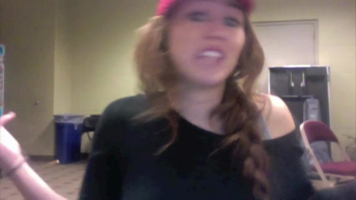 Miley Says Goodbye to Twitter 358