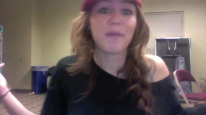 Miley Says Goodbye to Twitter 359