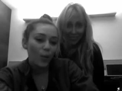 Miley & Tish _See you in Manila_ 005