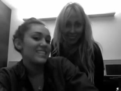 Miley & Tish _See you in Manila_ 008