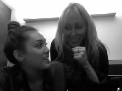 Miley & Tish _See you in Manila_ 035