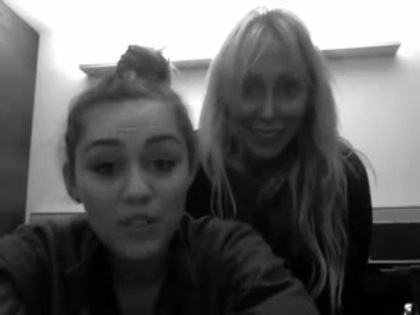 Miley & Tish _See you in Manila_ 043