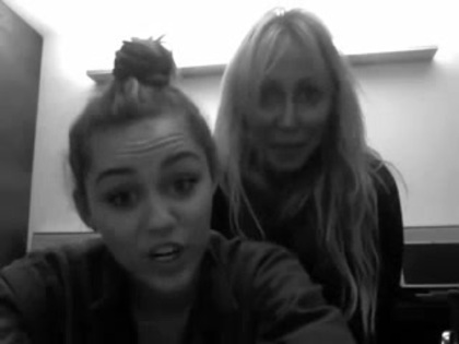 Miley & Tish _See you in Manila_ 047