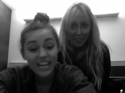 Miley & Tish _See you in Manila_ 048