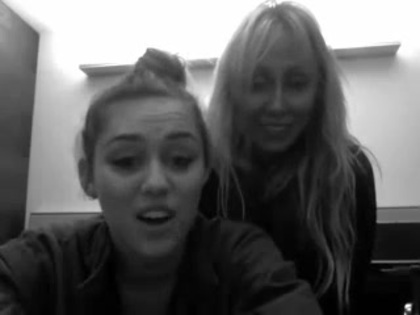 Miley & Tish _See you in Manila_ 057