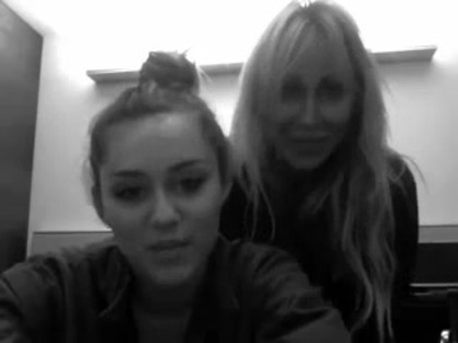 Miley & Tish _See you in Manila_ 075 - Miley and Tish - See you in Manila - Captures