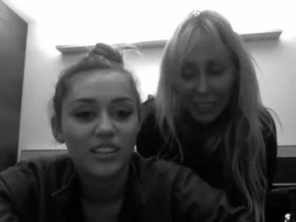 Miley & Tish _See you in Manila_ 122