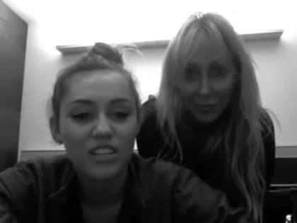 Miley & Tish _See you in Manila_ 128