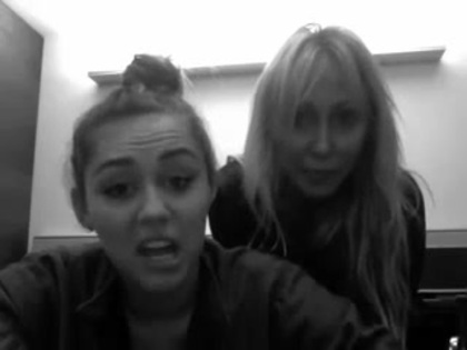 Miley & Tish _See you in Manila_ 137