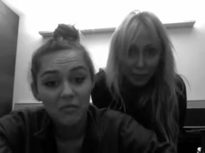 Miley & Tish _See you in Manila_ 138