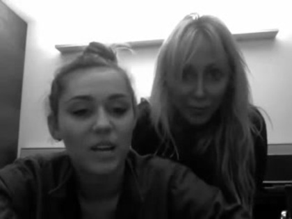 Miley & Tish _See you in Manila_ 141