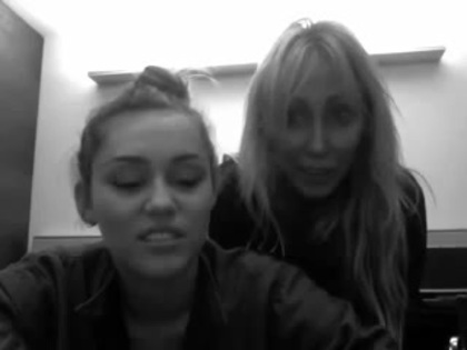 Miley & Tish _See you in Manila_ 146