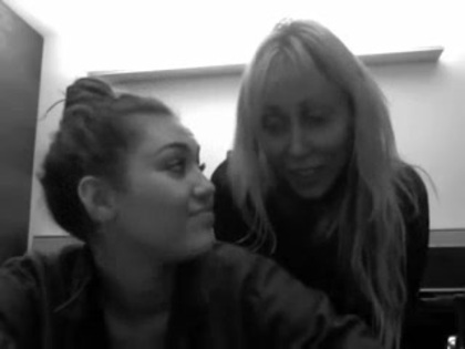 Miley & Tish _See you in Manila_ 160