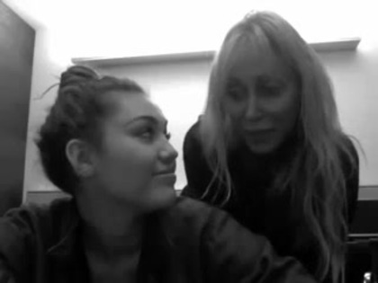 Miley & Tish _See you in Manila_ 165
