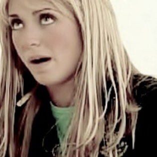 -puciatutu .{ Anne_40