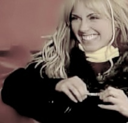 -puciatutu .{ Anne_48