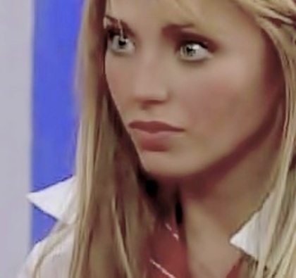 puciatutu } Anne . 4