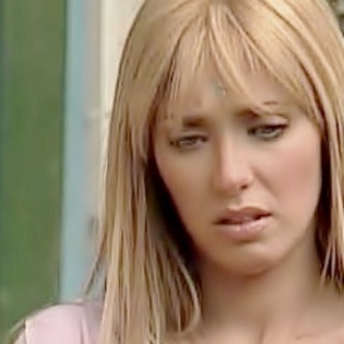 `Aniaaa_Anne { 126 }