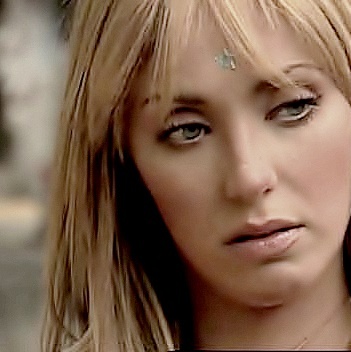 `Aniaaa_Anne { 128 }