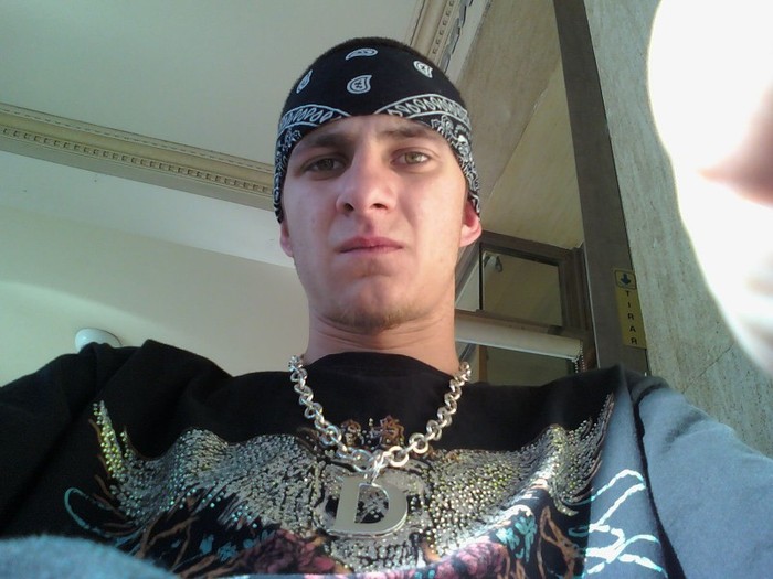 218707_161472490584240_100001644716485_370558_6838594_o - poze mc dragos