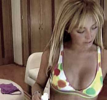 `Aniaaa_Anne { 233 }