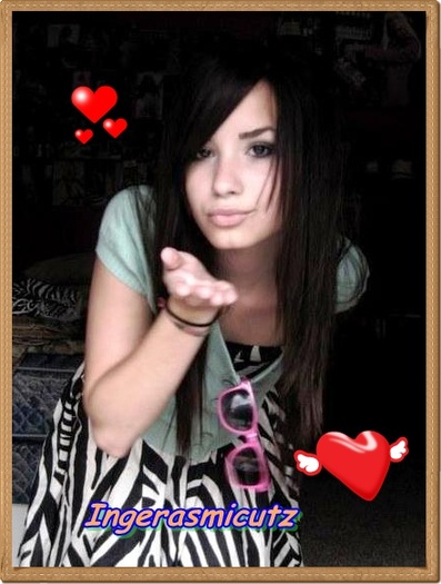 demi lovato3