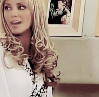 -puciatutu .{ Anniii2 _99 - Mia Colucci 02